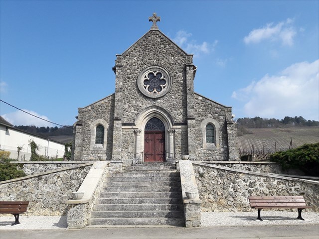 vue leuvrigny eglise
